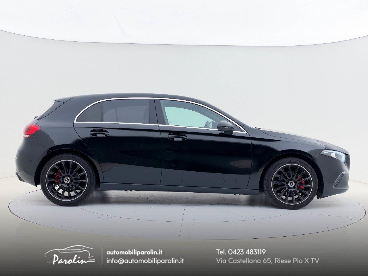 Mercedes A 200 Sport 7G-DCT Park-Display10.25''-Sedili riscaldabili
