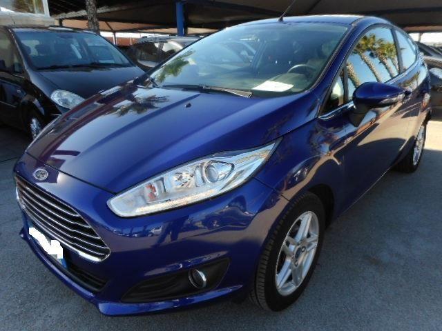 FORD Fiesta 1.4. Bz.- GPL Titanium NAVI SENSORI LED CROMO