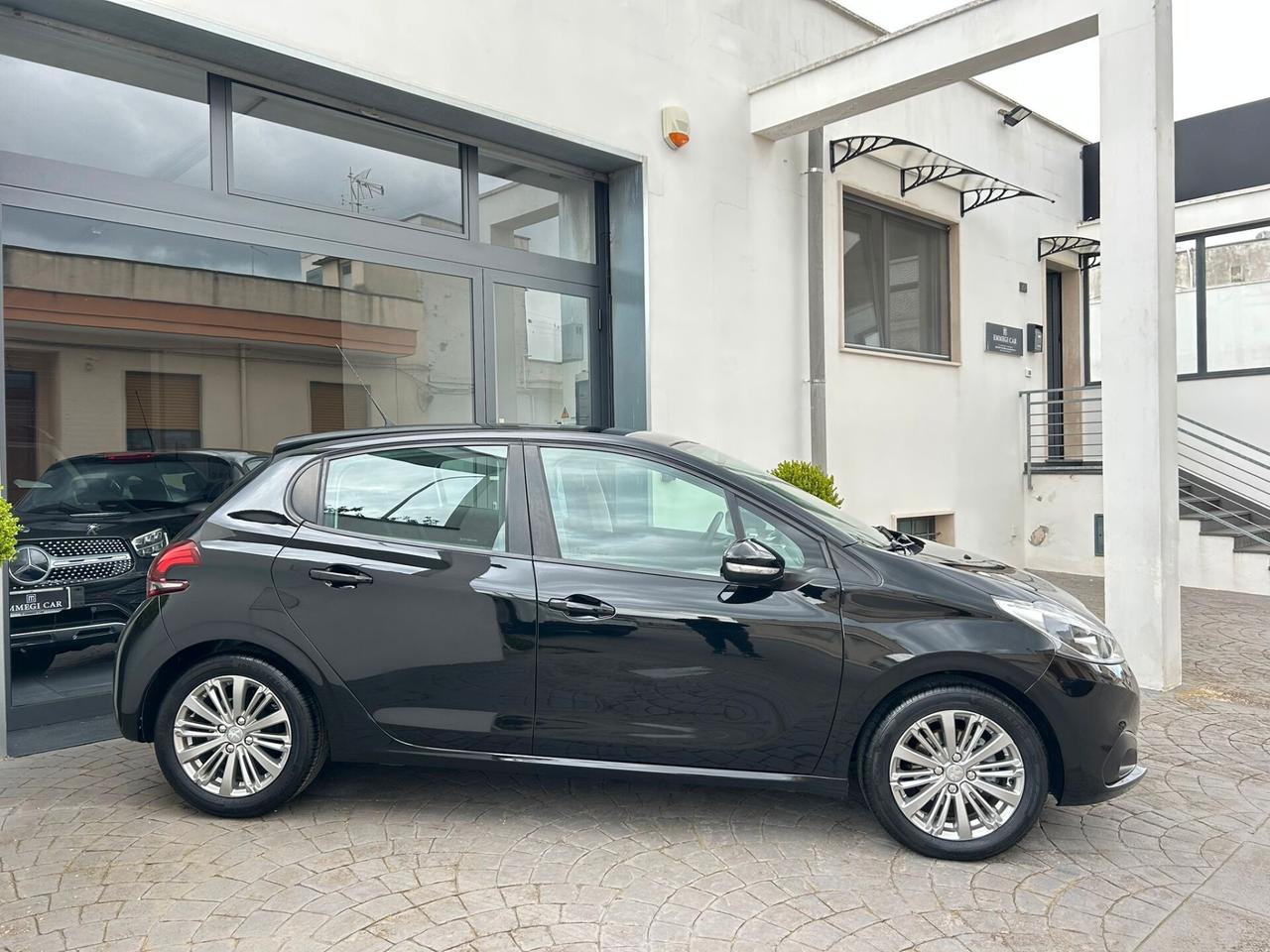 Peugeot 208 1.6 HDI 75 Cv ALLURE Km103.000-2018