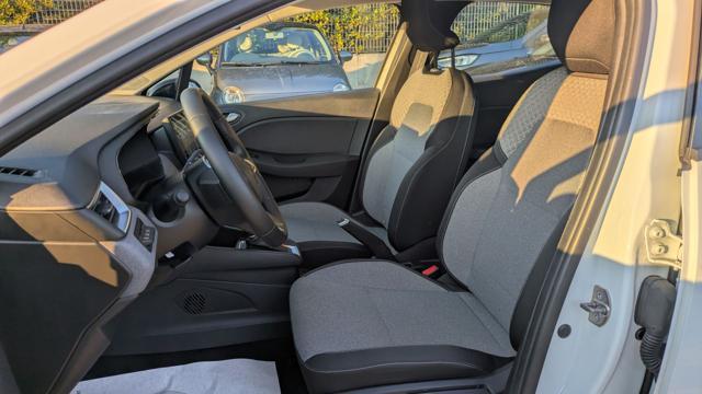 RENAULT Clio FULL HYBRID 1.6cc 145cv E-TECH EVOLUTION