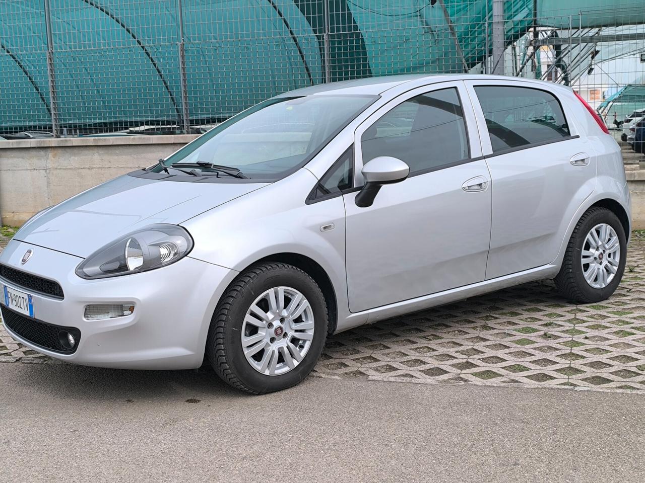 FIAT PUNTO LOUNGE 1.3 DIESEL 95 CV 02/2018 KM 97.000