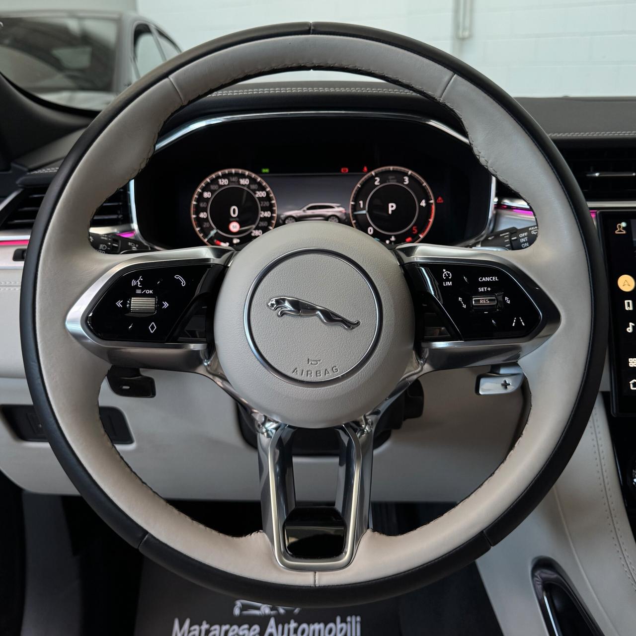 Jaguar F-Pace R-Dynamic SE D200 MHEV AWD 2.0cc 204cv Tagliandi ufficiali