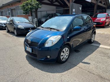 Toyota Yaris 1.0 5 porte