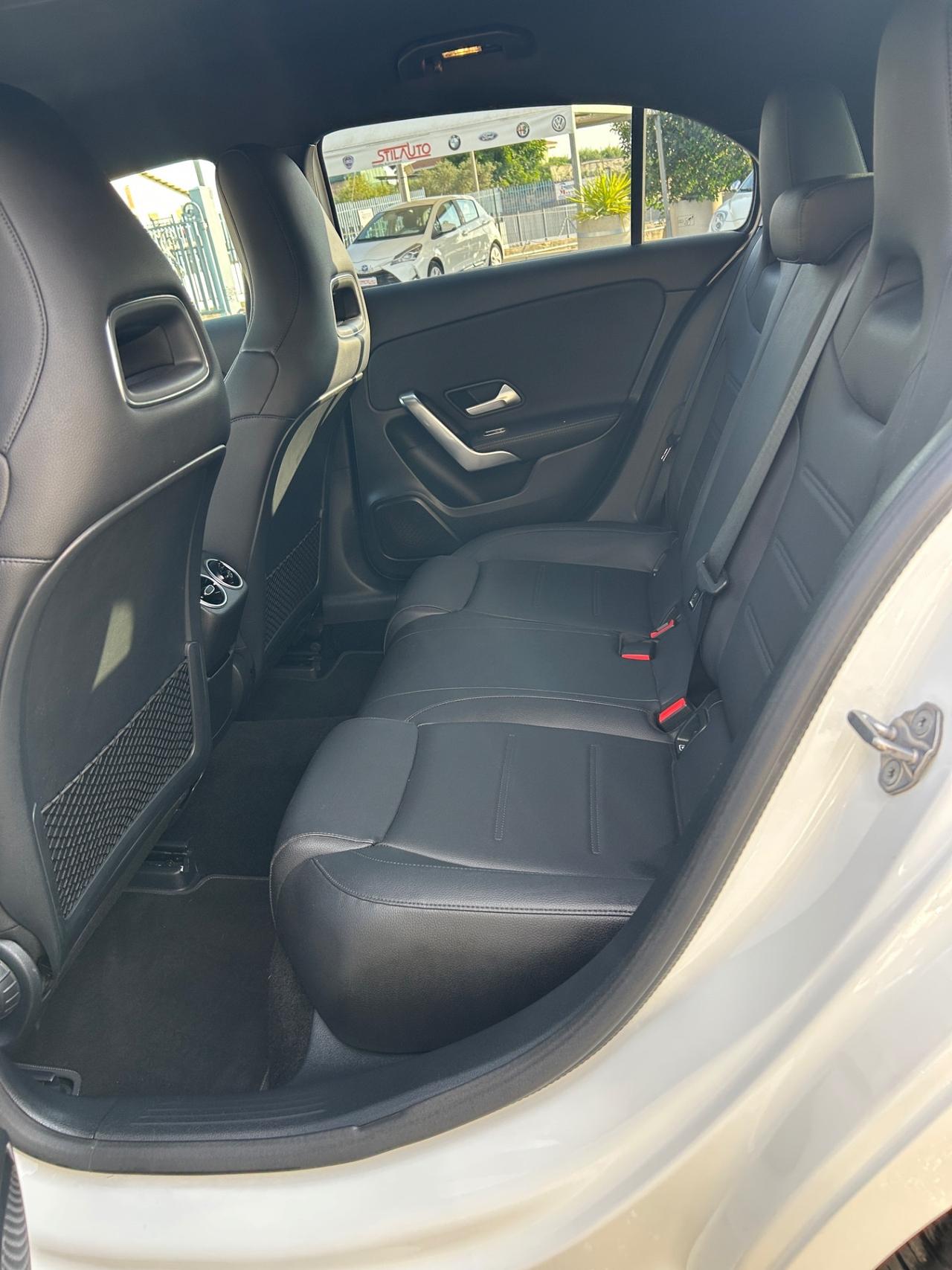 Mercedes-benz A 180 A 180 d Automatic Sport