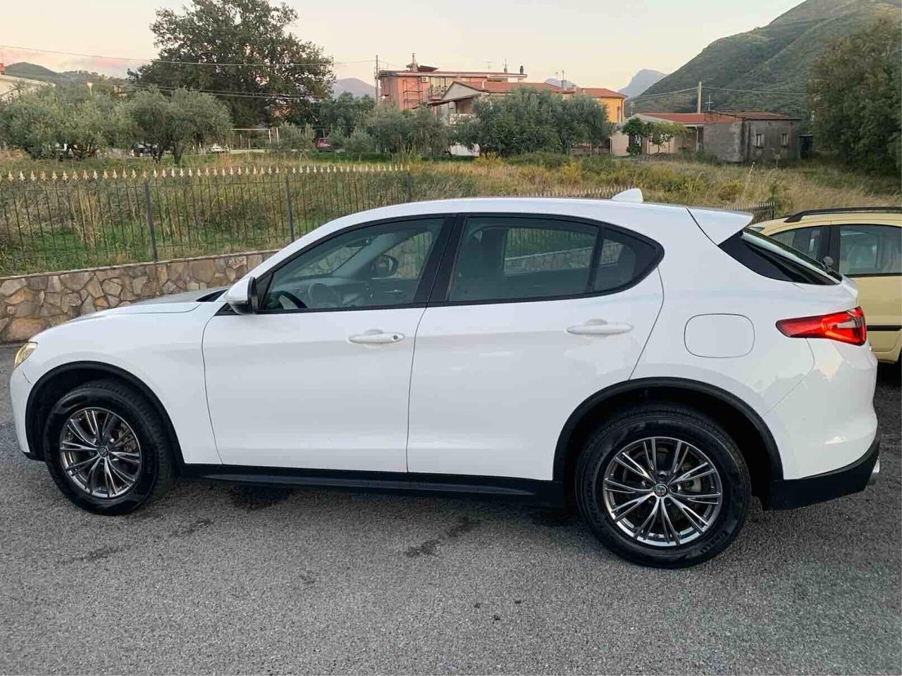 Alfa Romeo Stelvio 2.2 Turbodiesel 180 CV Q4
