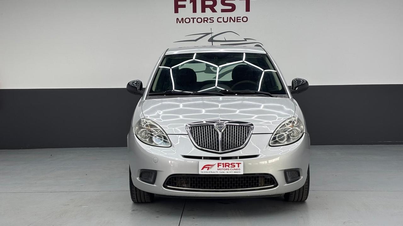 Lancia Ypsilon 1.2 69 CV Platinum
