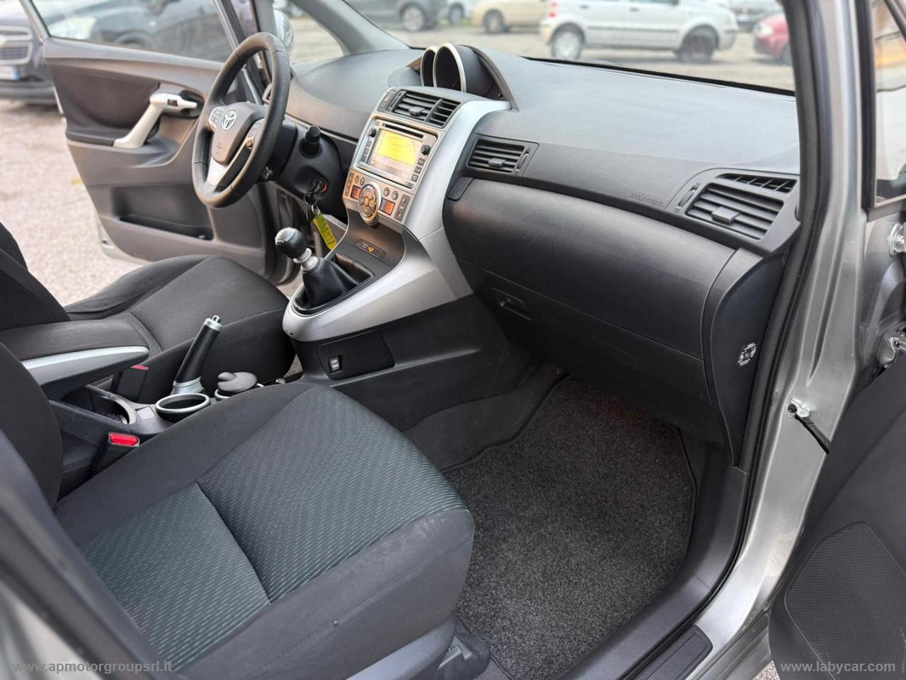 TOYOTA Verso 2.0 D ACTIVE 7 posti