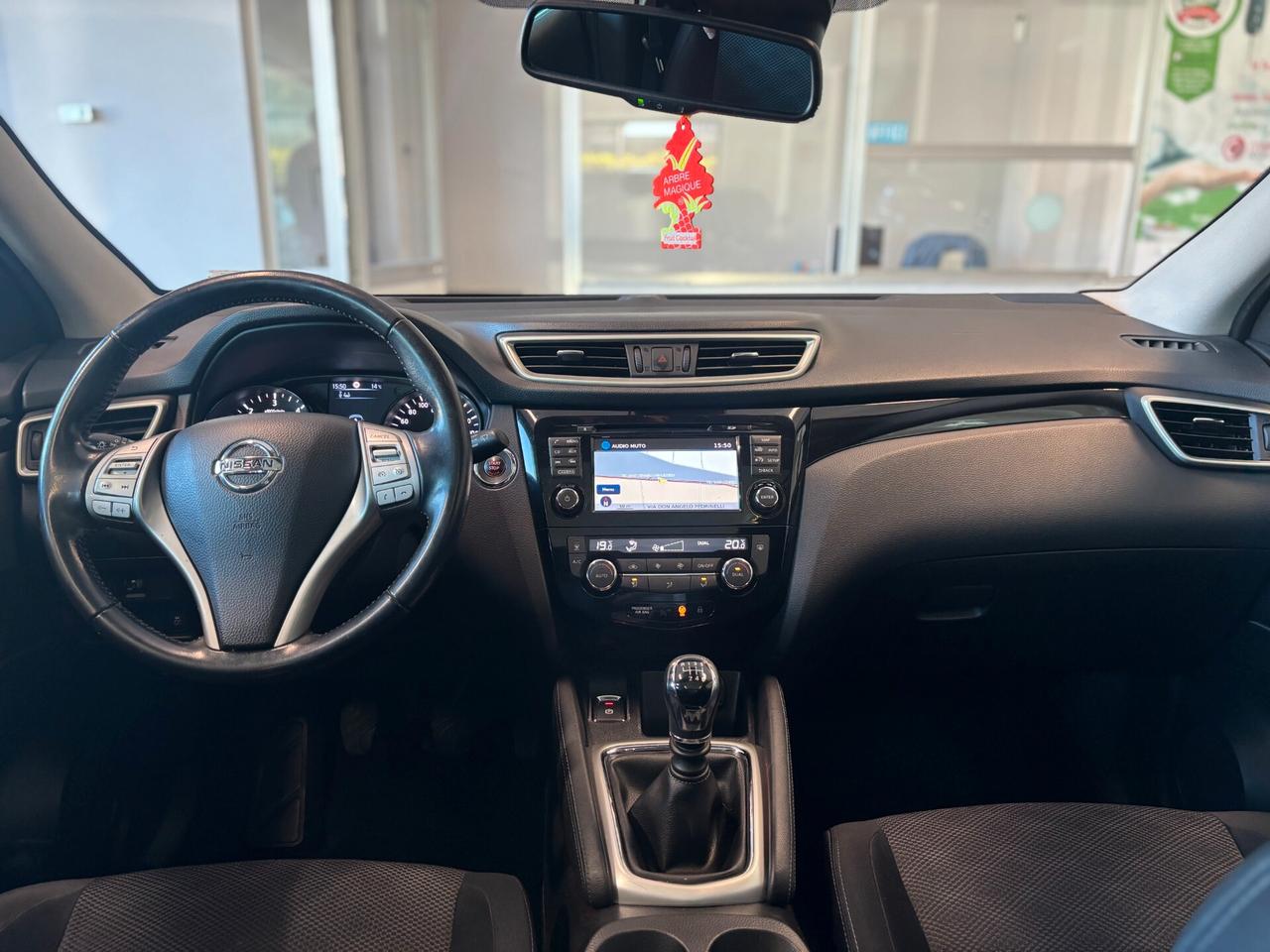 Nissan Qashqai 1.5 dci Tekna 110cv E6*NEOPATENTATI