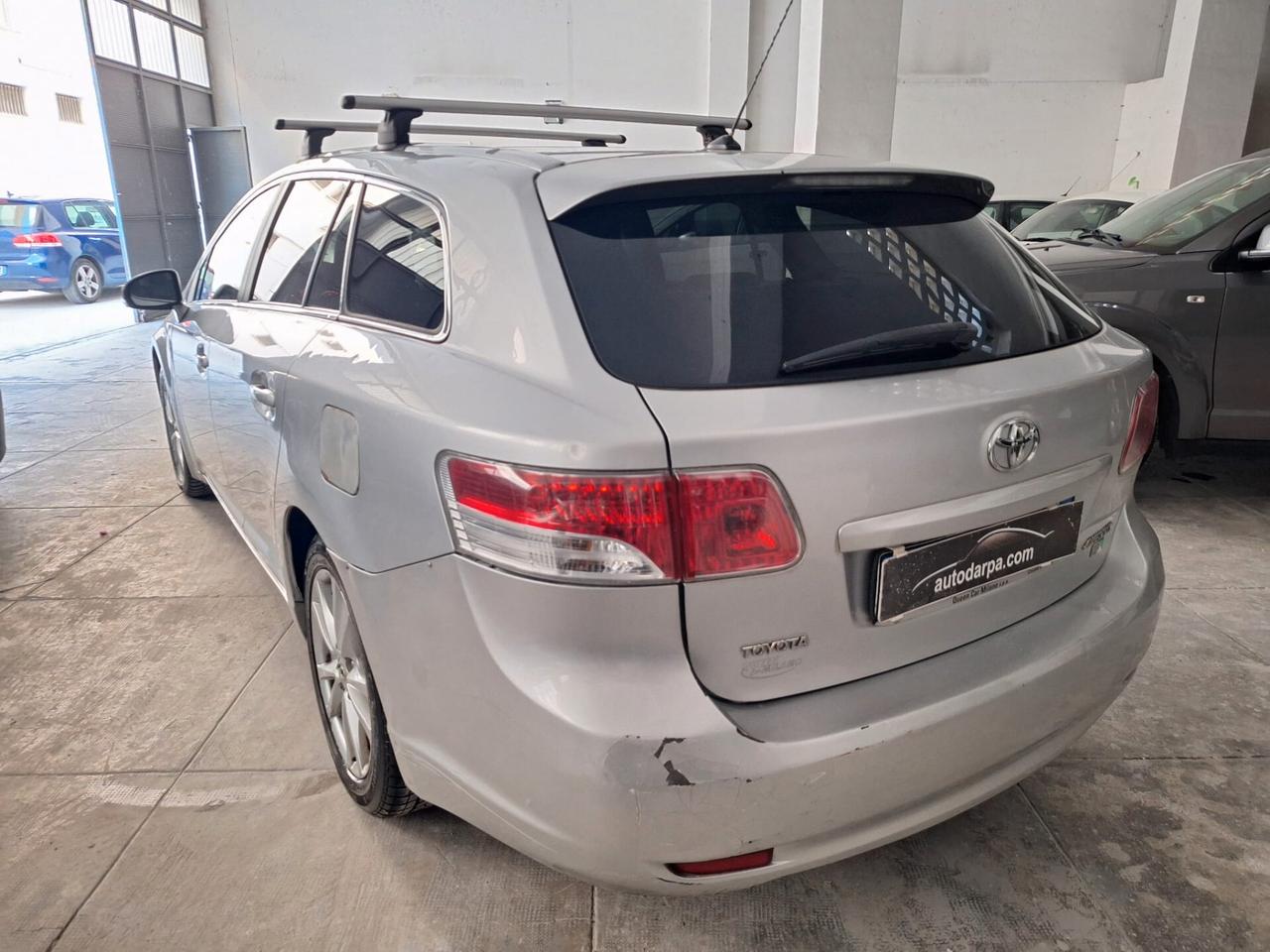 Toyota Avensis 2.0 D-4D Wagon Executive