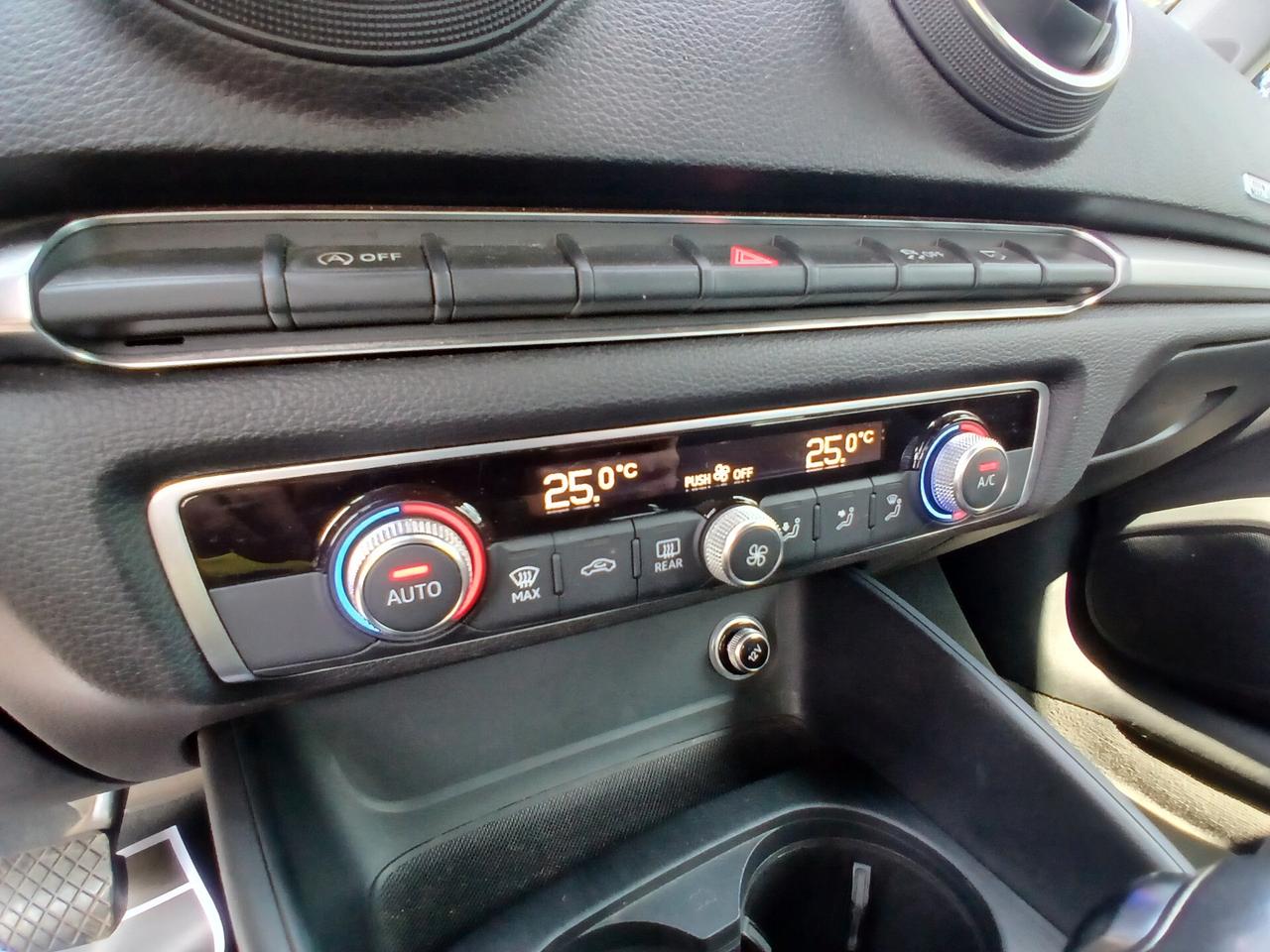 Audi A3 1.6 TDI 116CV S tronic Business