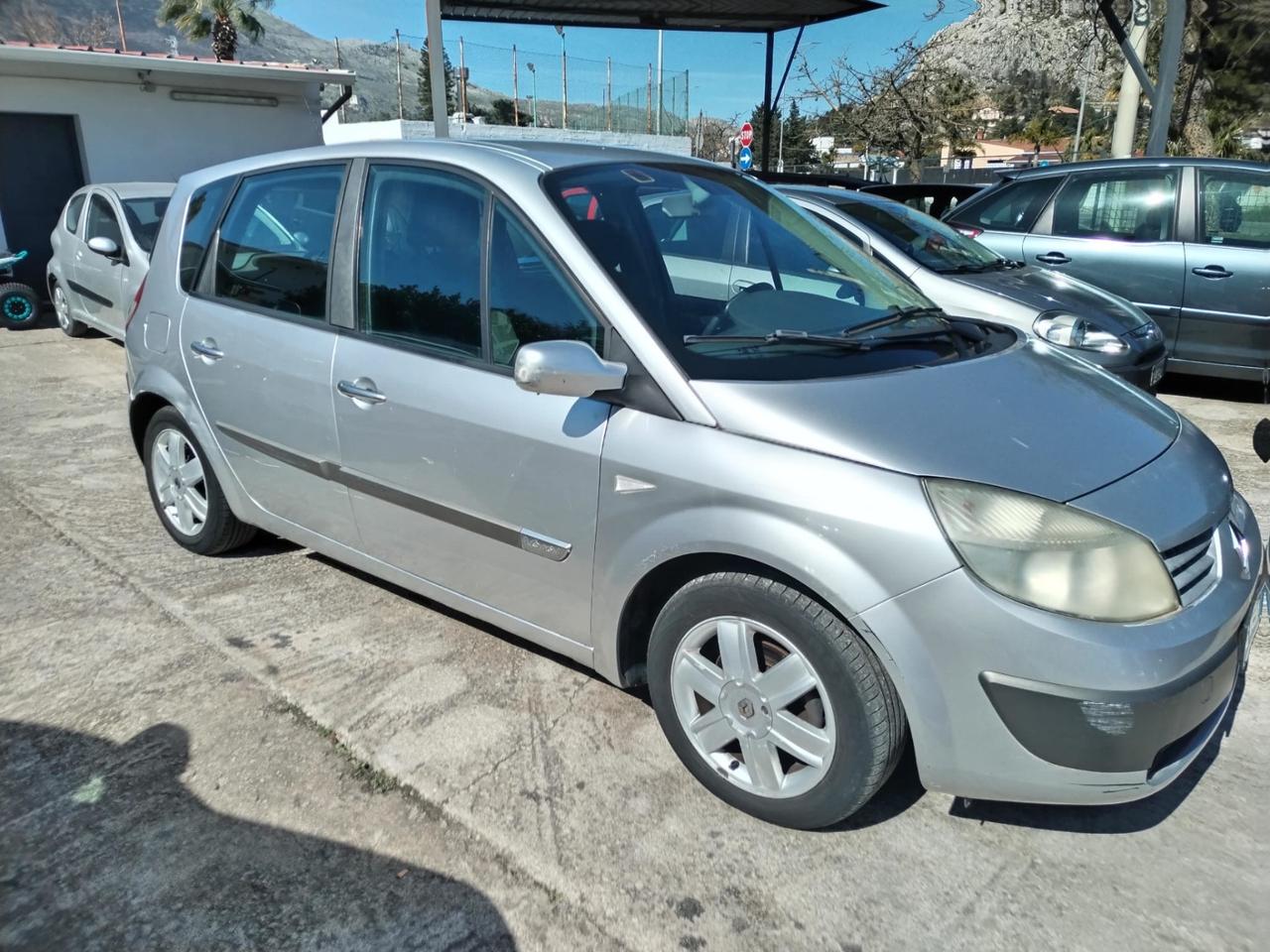 Renault Scenic Scénic 1.6 16V GPL Confort Dynamique