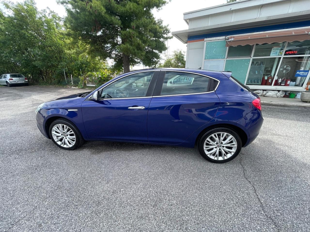 Alfa Romeo Giulietta 1.4 Turbo 120 CV GPL Super