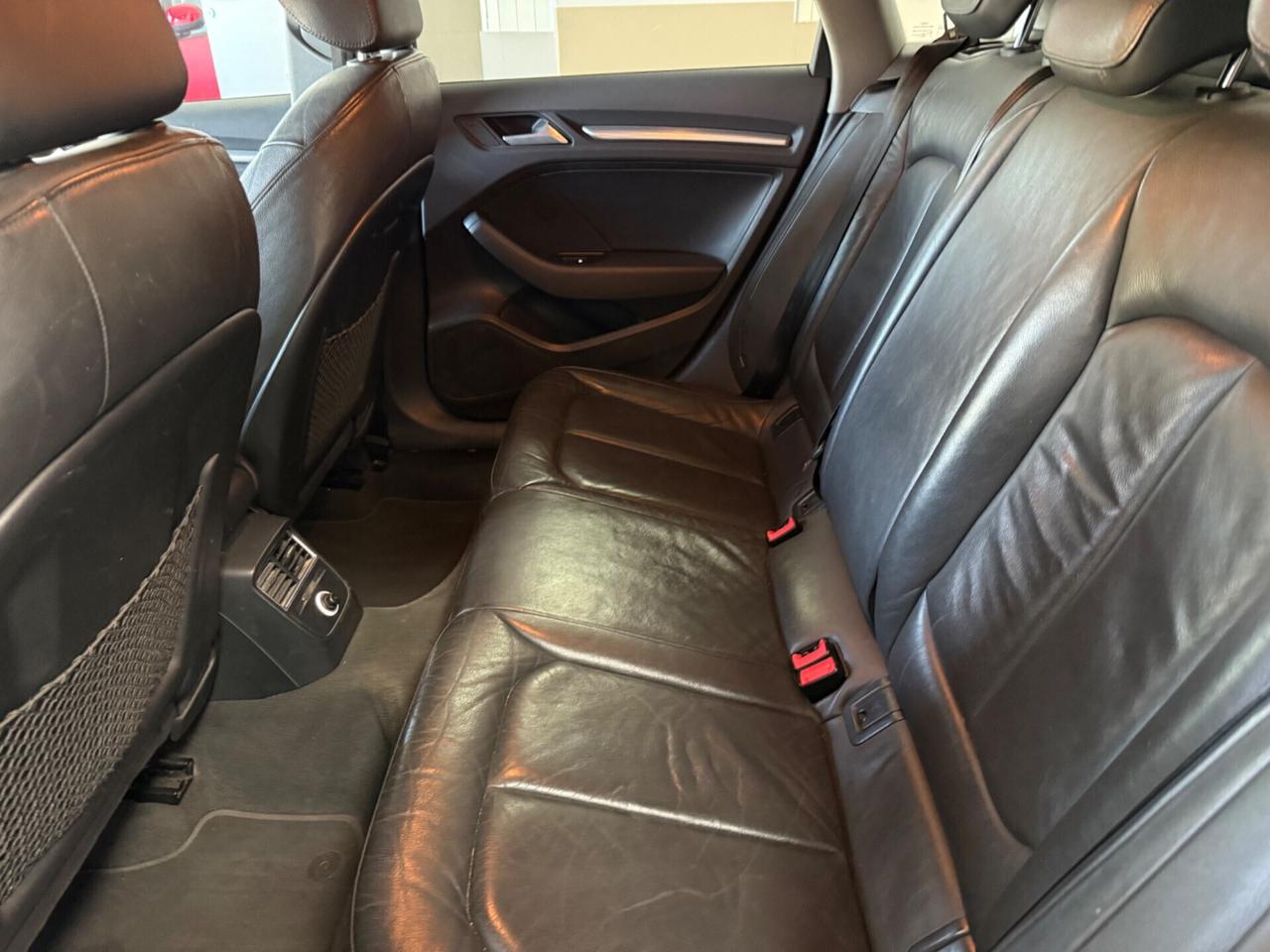 Audi A3 SPB 1.6 TDI S tronic Business