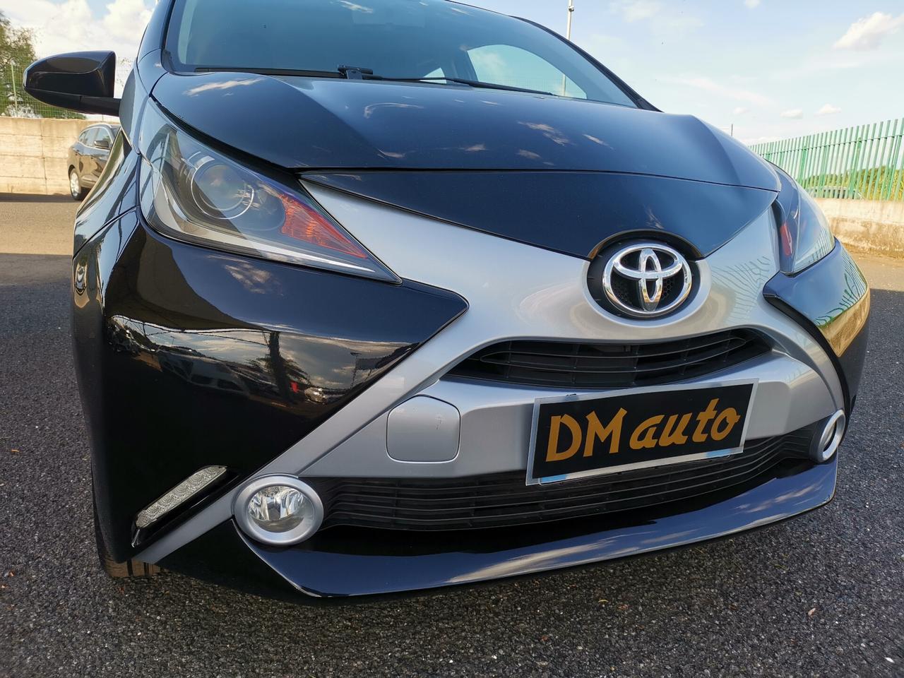Toyota Aygo 1.0 VVT-i 69 CV 5 porte x-play