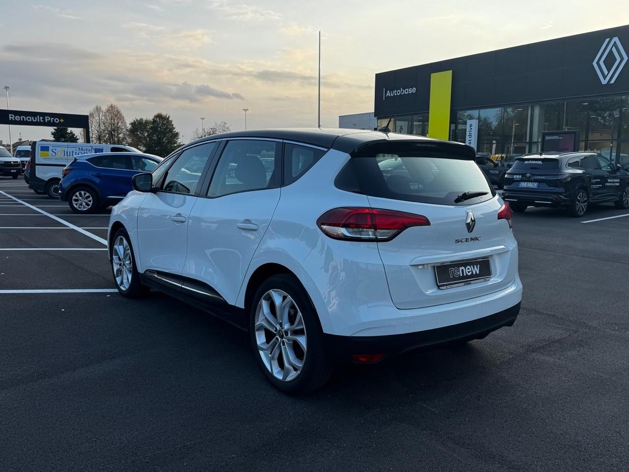 Renault Scenic Blue dCi 120 CV EDC Sport Edition2