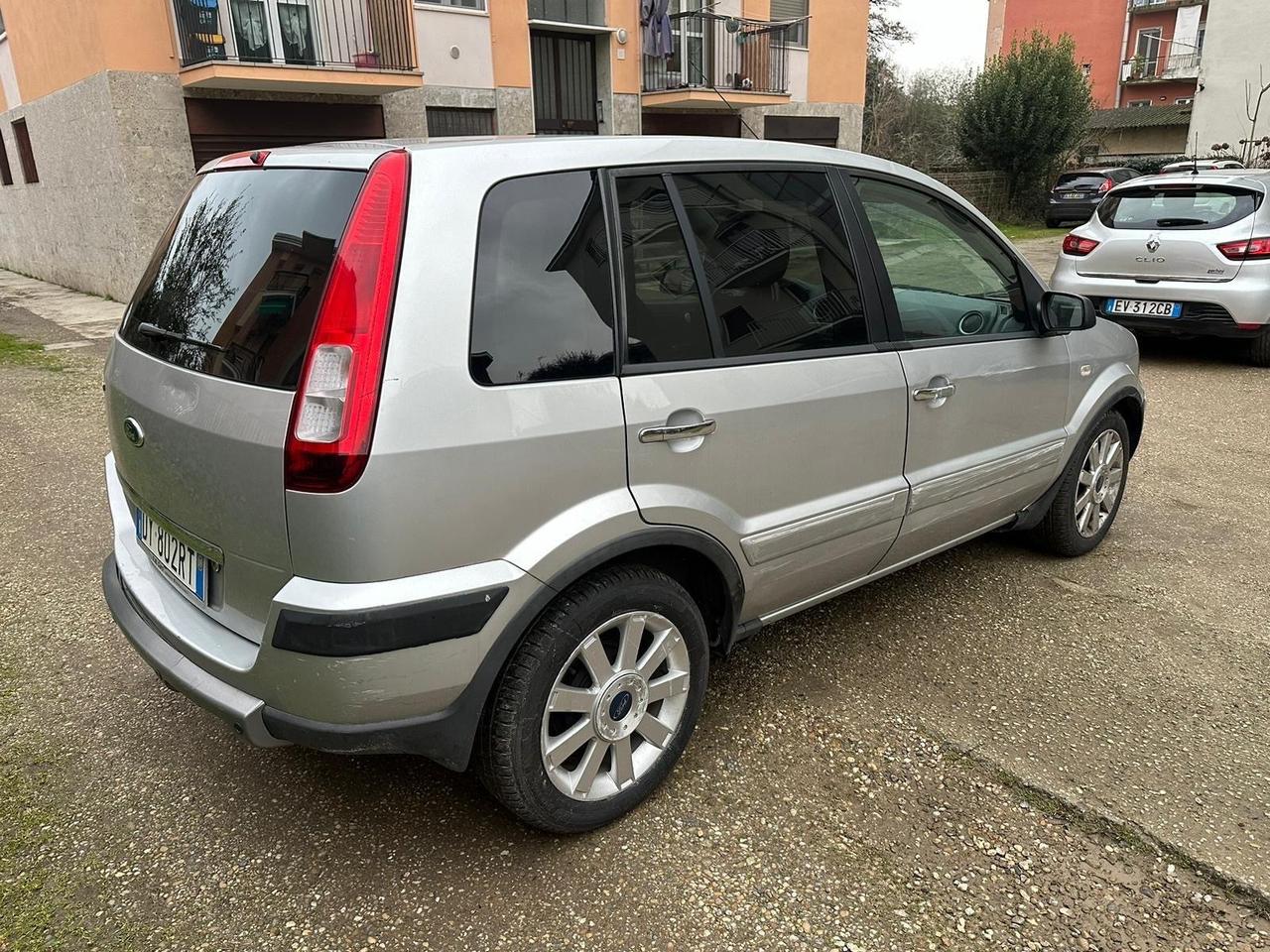 FORD FUSION BENZINA 45 mila km NEOPATENTATI