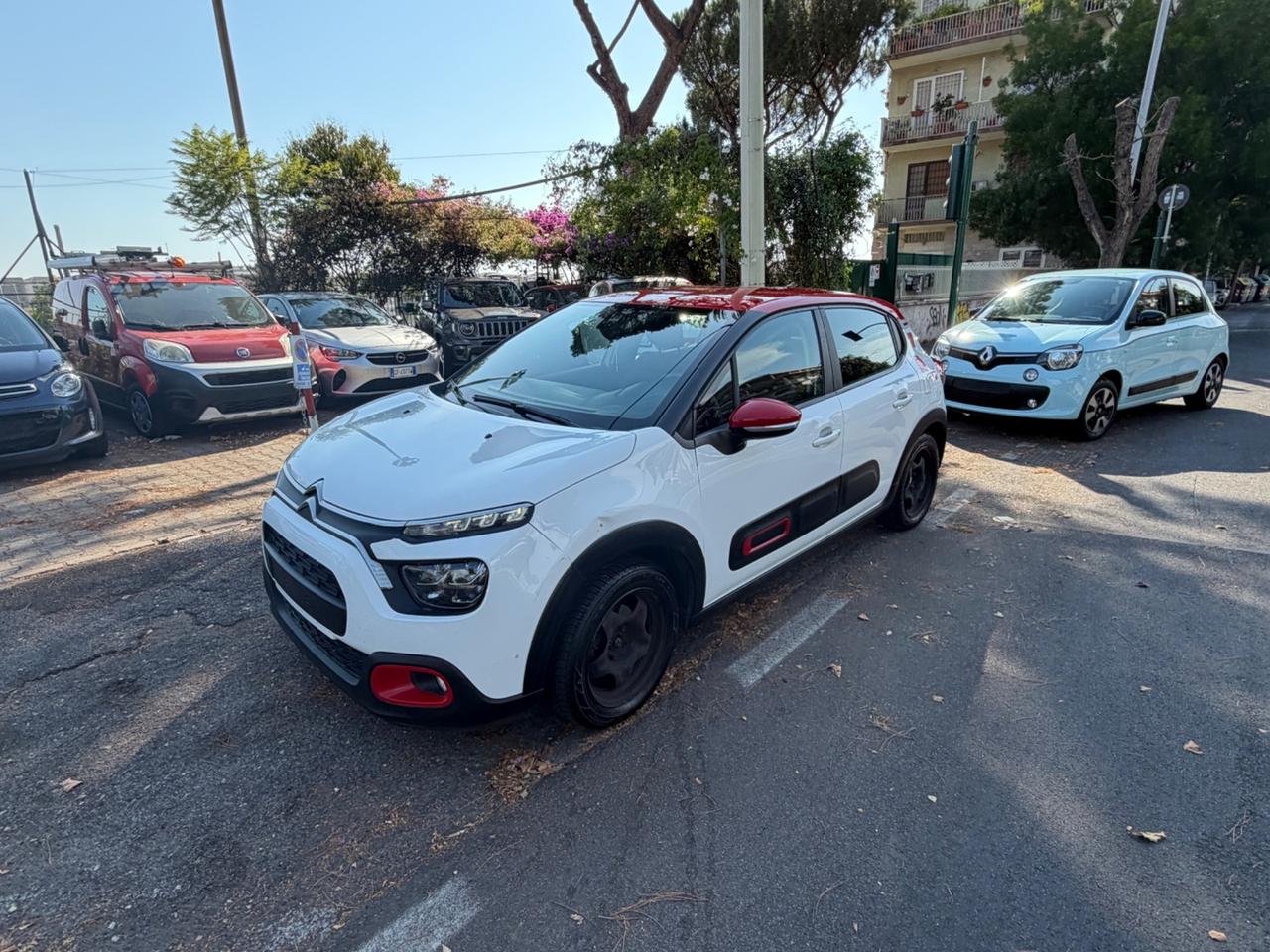 Citroen C3 83cv Benzina 5 porte Shine Navi bicolor pdc