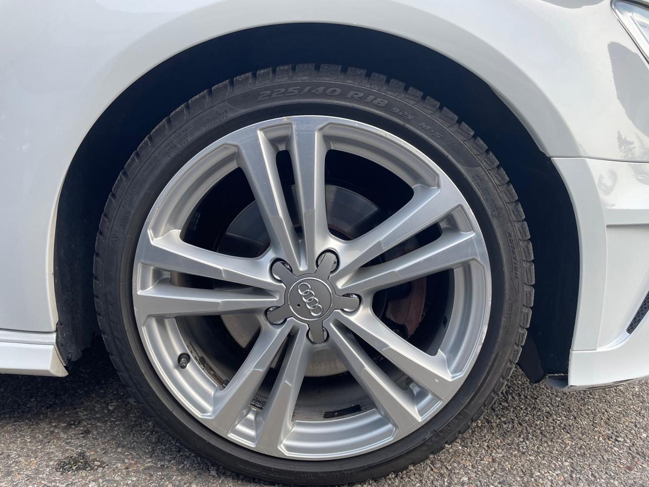 Audi A3 2.0 TDI 184 CV clean diesel quattro*S-line*Automatik*