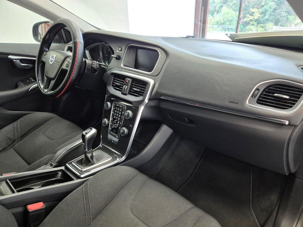 Volvo V40 D2 Business
