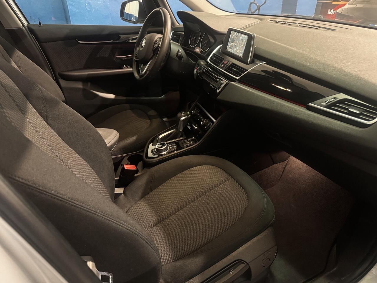 Bmw Active Tourer 218d Advantage auto