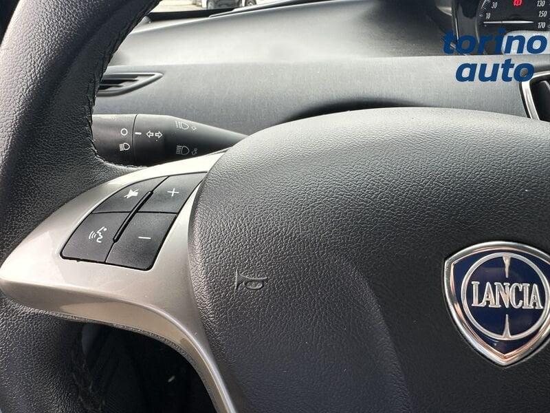 Lancia Ypsilon Ypsilon 1.0 firefly hybrid Gold s&s 70cv