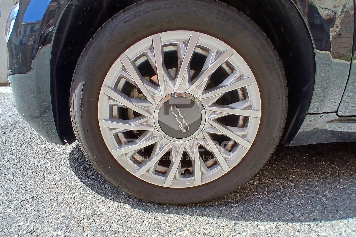FIAT 500 C 1.0 Hybrid Lounge