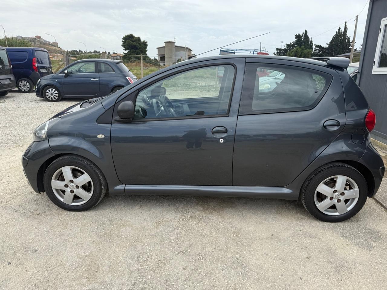 Toyota Aygo 1.0 12V VVT-i 5 porte