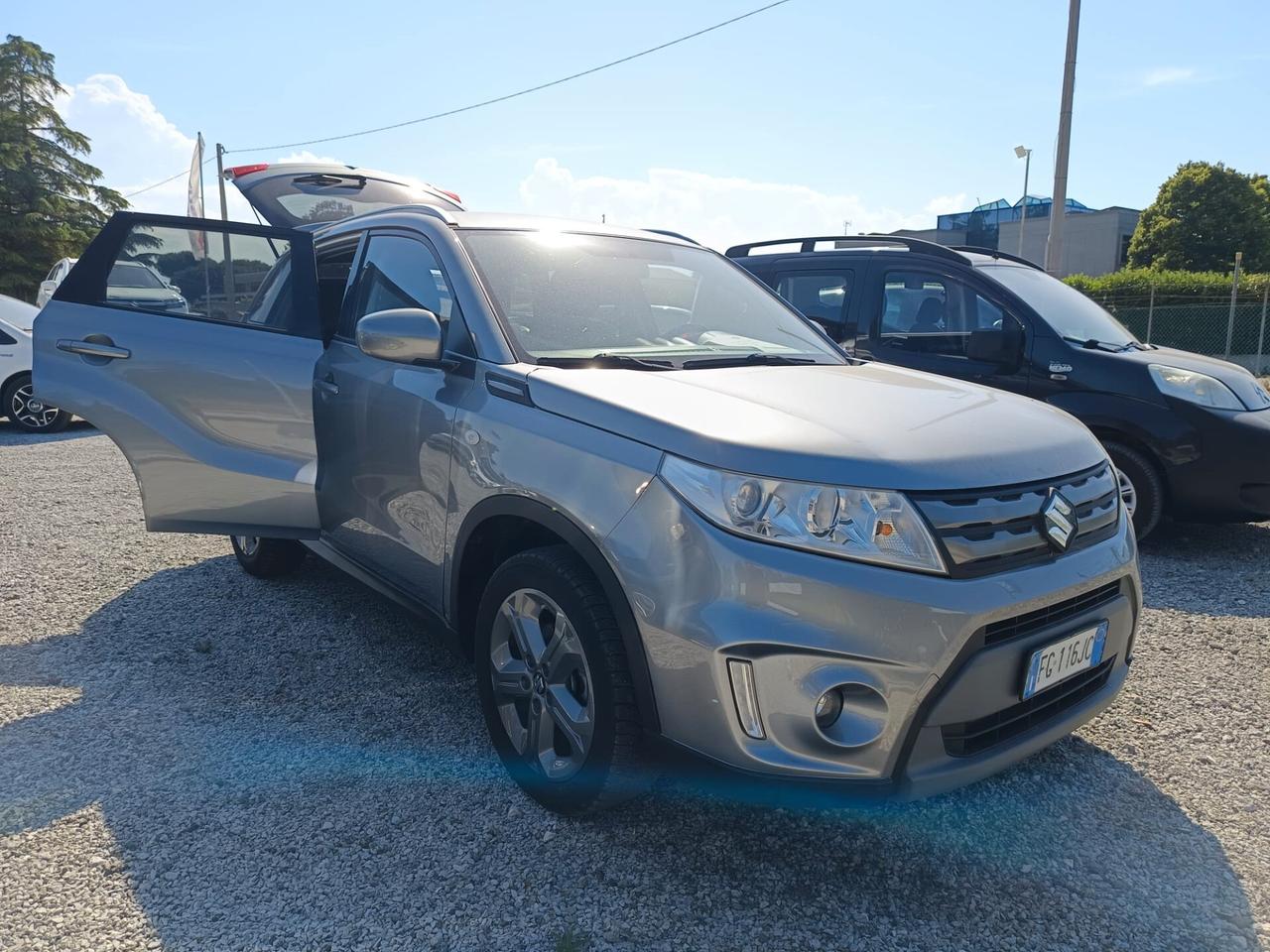 Suzuki Vitara 1.6 DDiS V-Top Tua a 155€ al Mese * Offerta