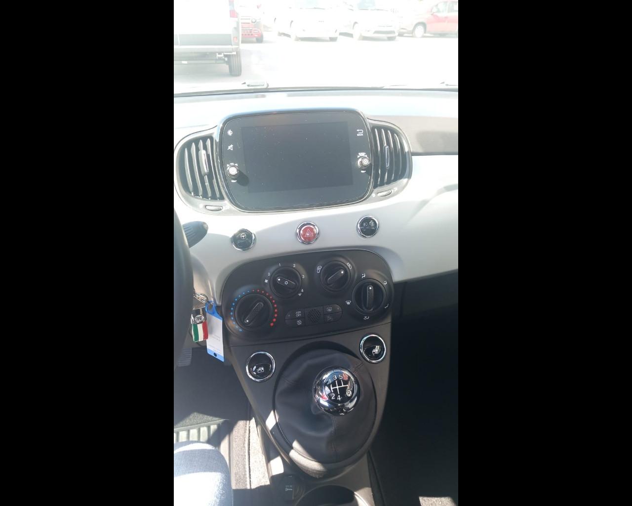 FIAT 500 (2015-->) - 500 C 1.2 Lounge