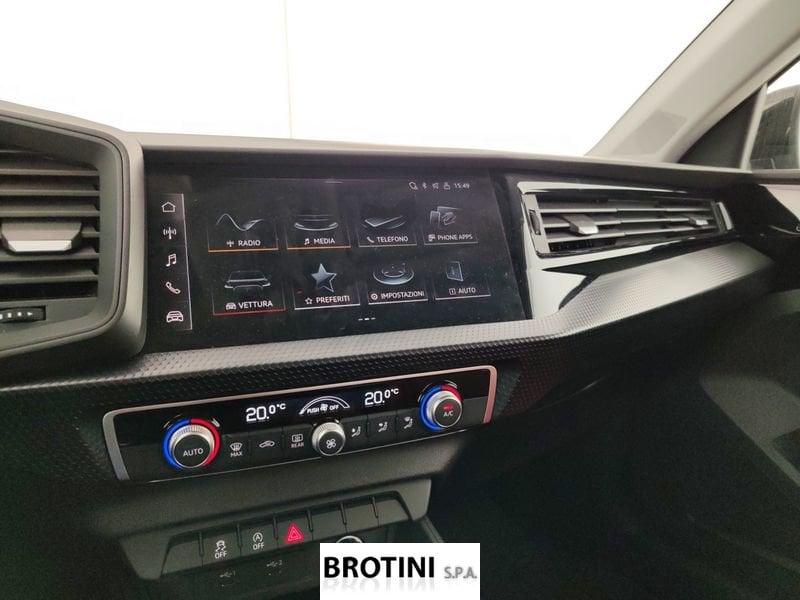 Audi A1 Sportback Allstreet 30 TSI S Tronic Identity Coontrast