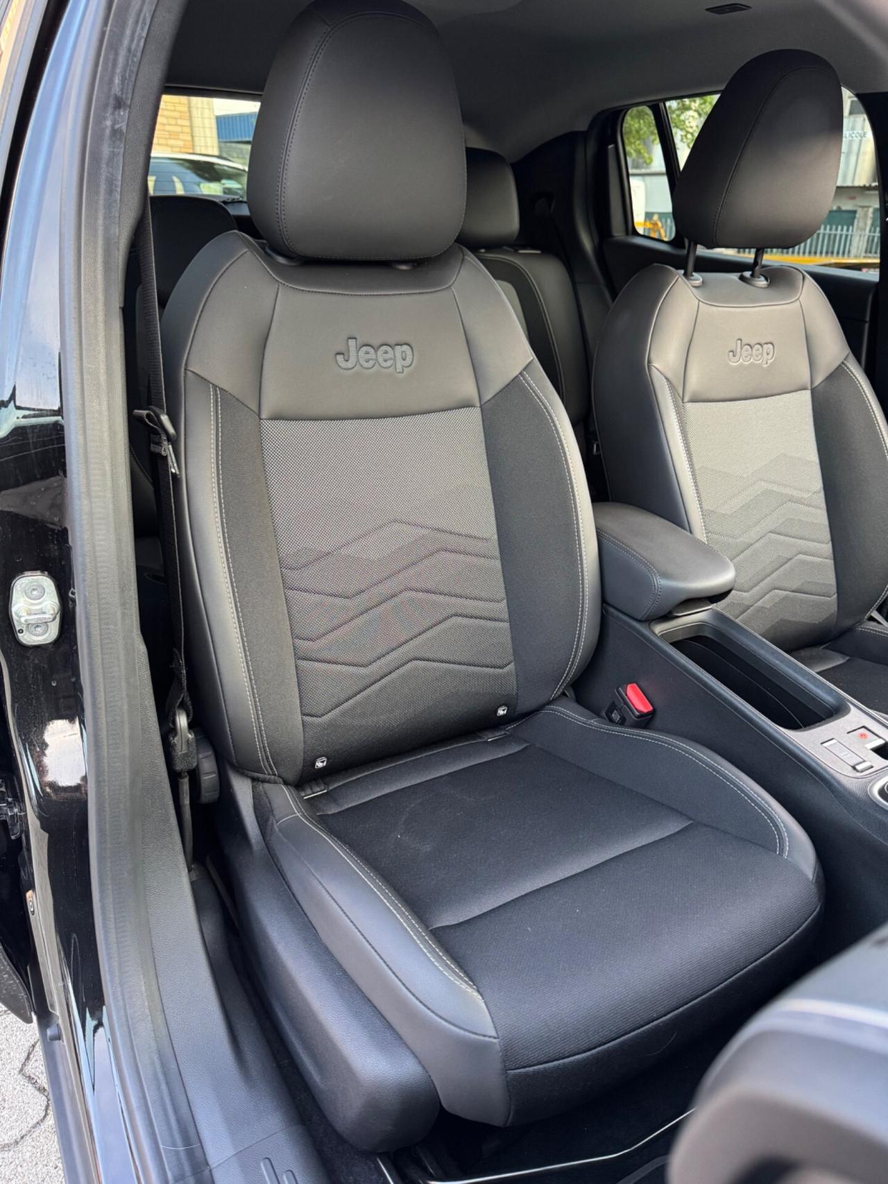 Jeep Avenger 1.2 Turbo 100 CV Summit