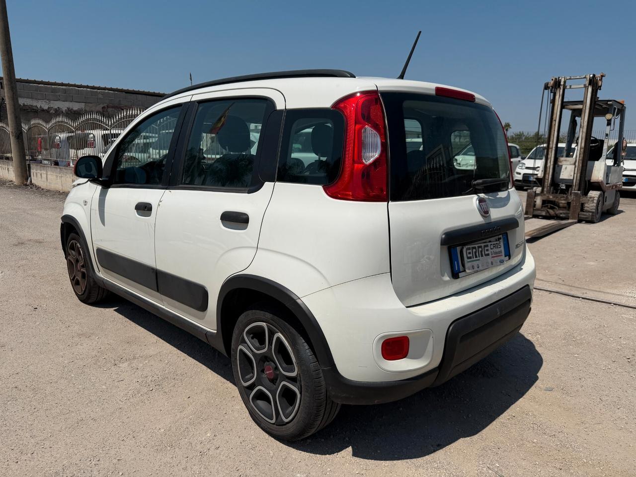 FIAT PANDA 2022 1.0 HYBRID 70 CV *MARCIANTE