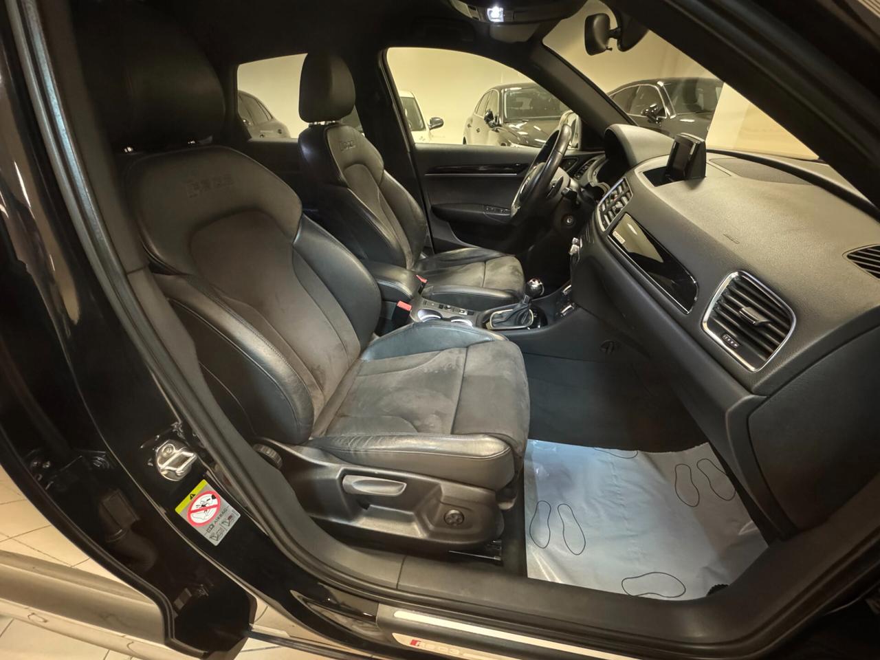 Audi Q3 RS 2.5 TFSI quattro S tronic