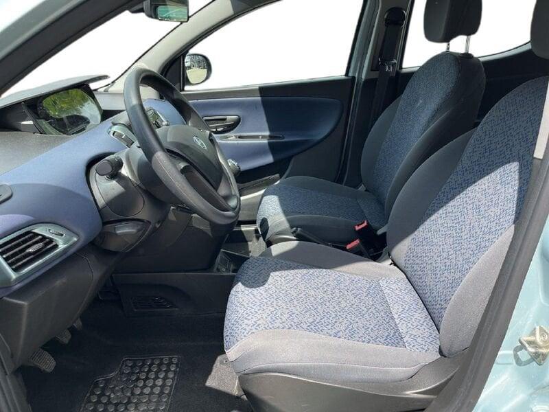 Lancia Ypsilon NUOVA My24 402 Oro 1.0