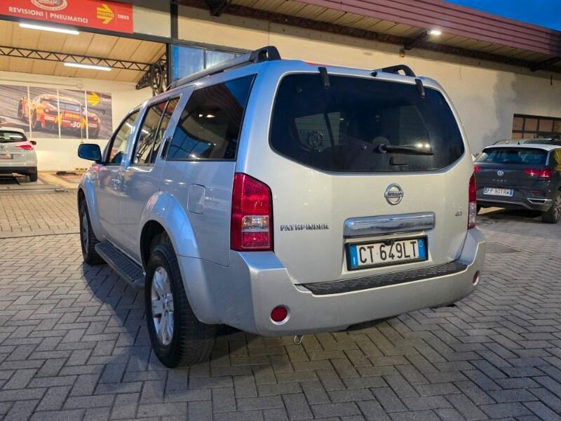 NISSAN Pathfinder 2.5 dCi XE Plus