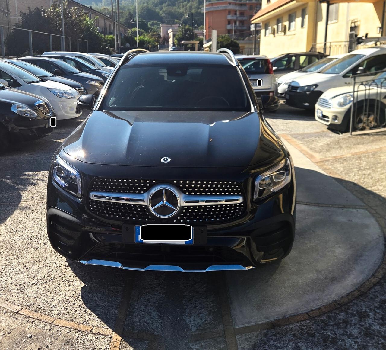 MERCEDES GLB 200 FULL TAGLIANDATA BEN TENUTA KM 70000 GARANZIA