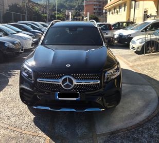MERCEDES GLB 200 FULL TAGLIANDATA BEN TENUTA KM 70000 GARANZIA