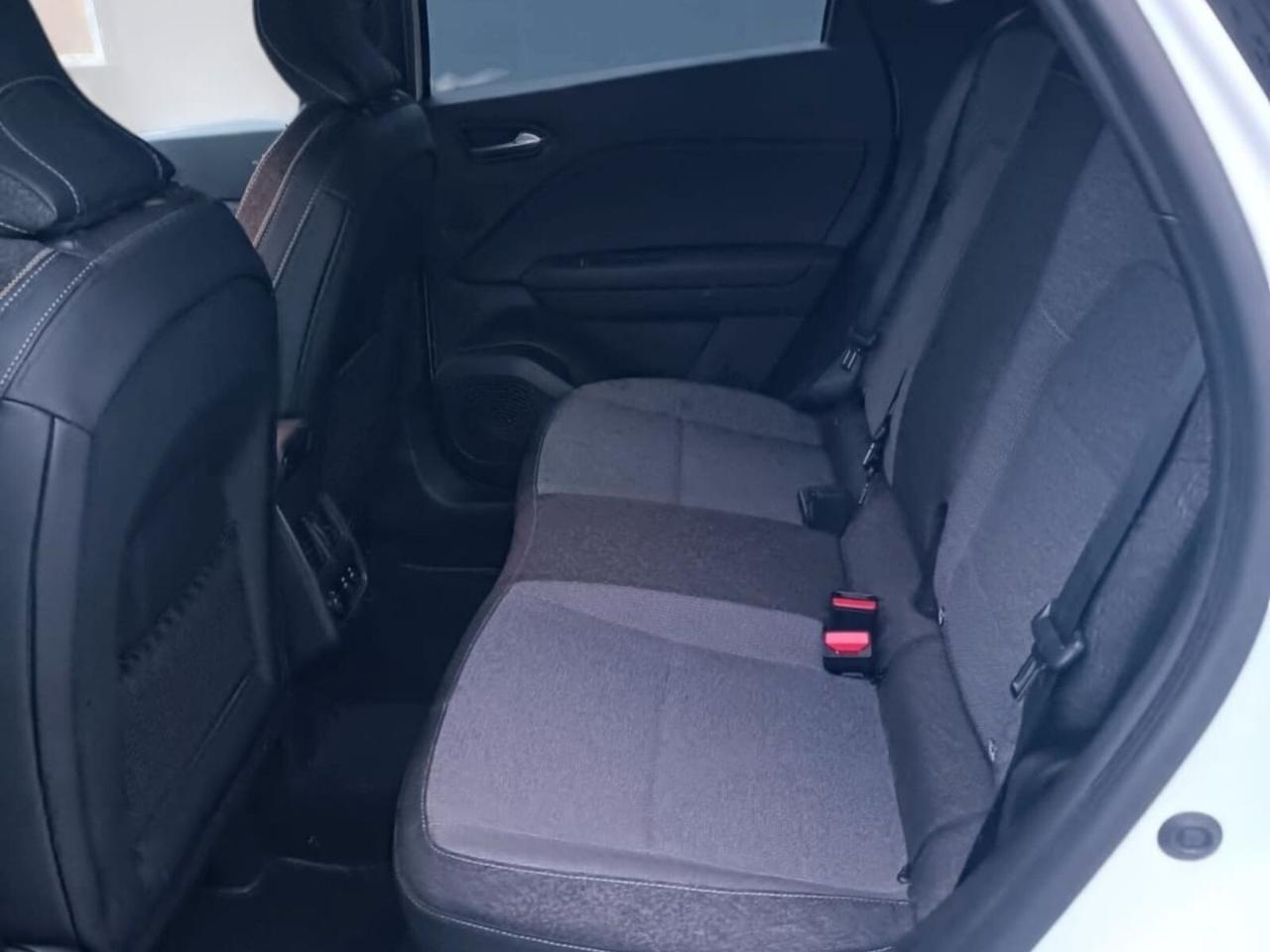 Renault Captur Full Hybrid E-Tech 160 CV Techno