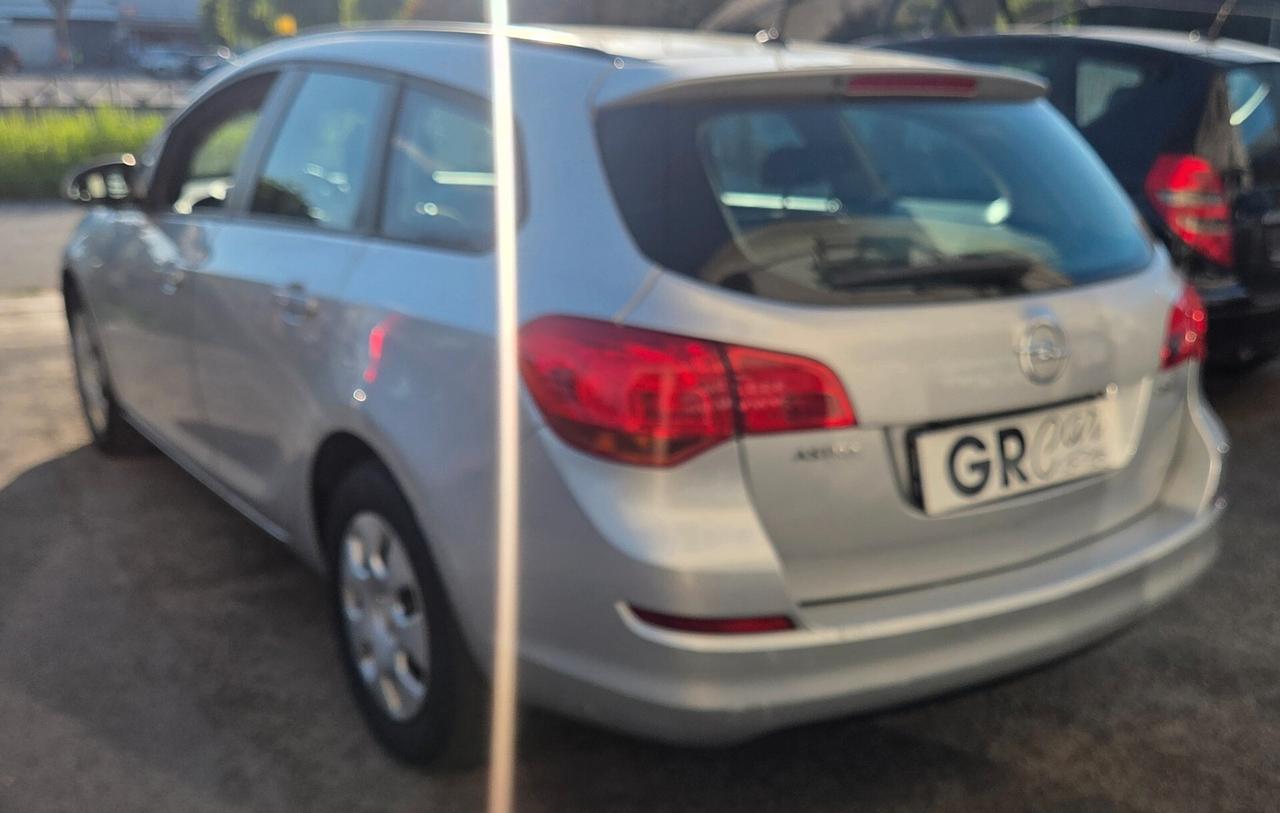 Opel Astra 1.7 CDTI 110CV Sports Tourer Cosmo