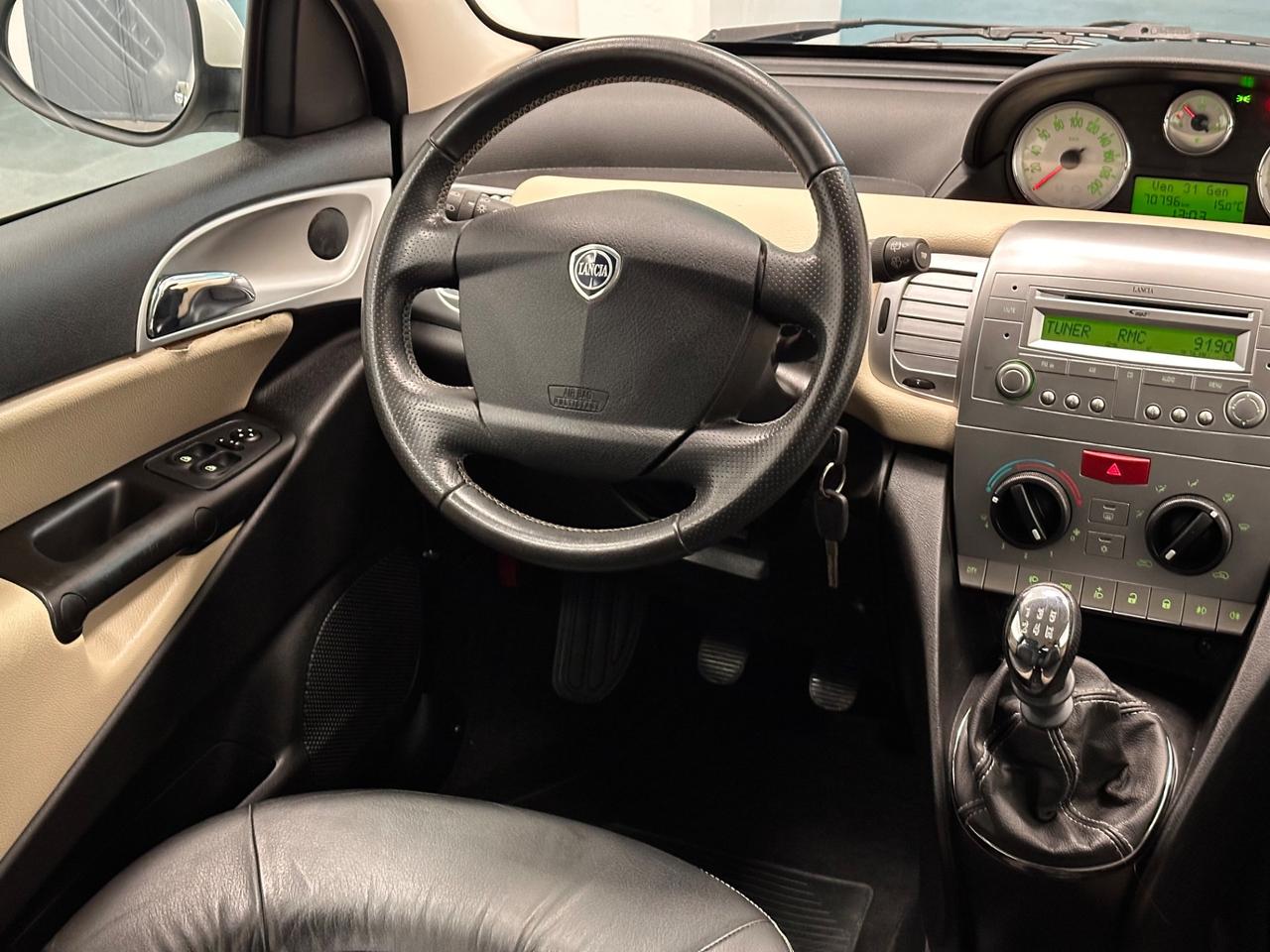 Lancia Ypsilon 1.2 Platino