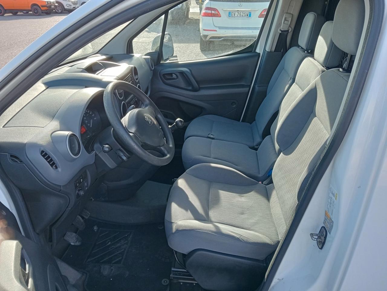 Peugeot Partner 1.6 BlueHDi 100CV 3 POSTI UNIPROPRIETARIO