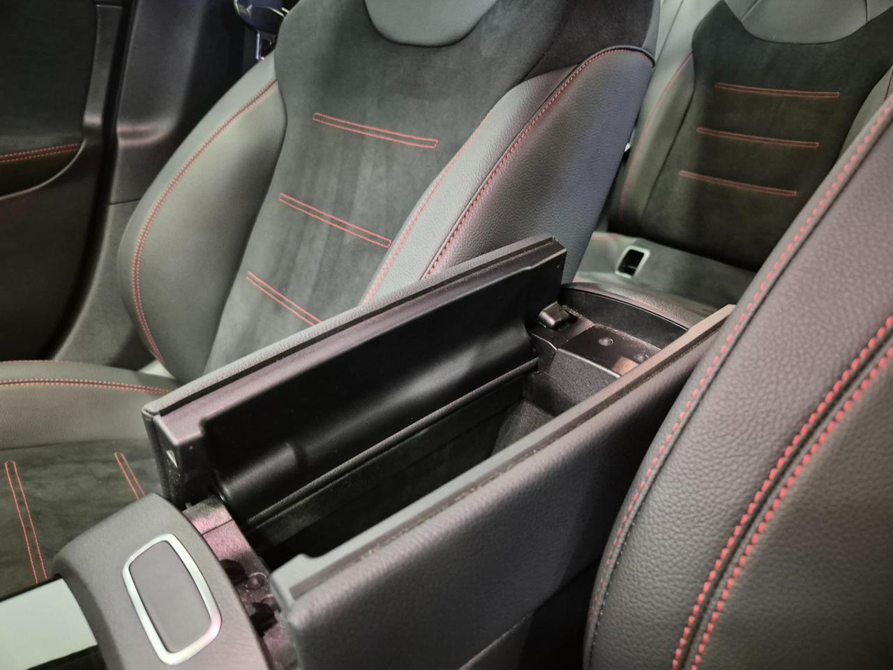 Mercedes A 200 AMG Line Advanced Plus 7G-DCT IN PROMO