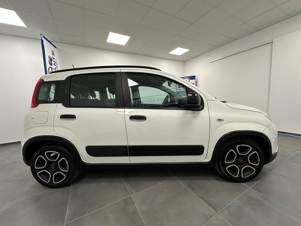 Fiat Panda 1.0 FireFly S&S Hybrid Red - Solo 40Mila Km.