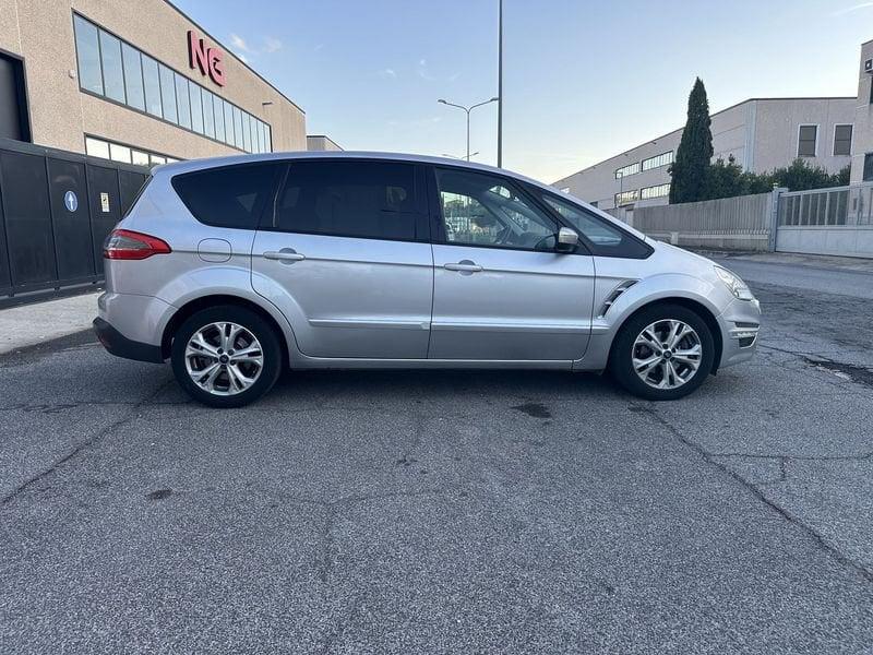Ford S-Max 2.0 TDCi 140cv DPF Power Shift New Titanium
