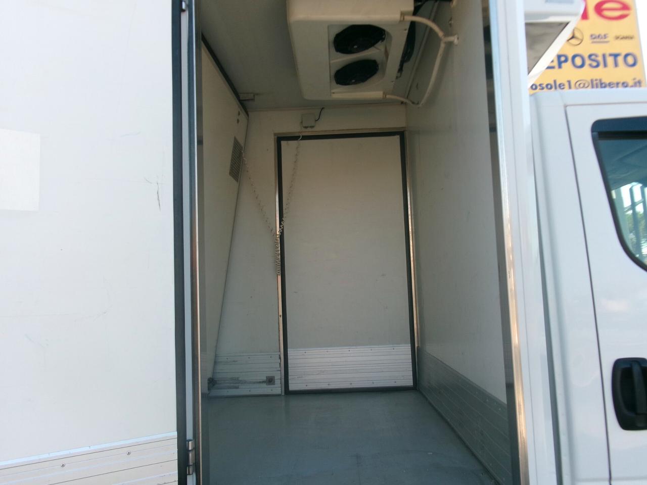 Iveco Daily 35C15 3000 150CV E6 FRIGO ATP FRCX -20° 01/2027 6 PEDANE