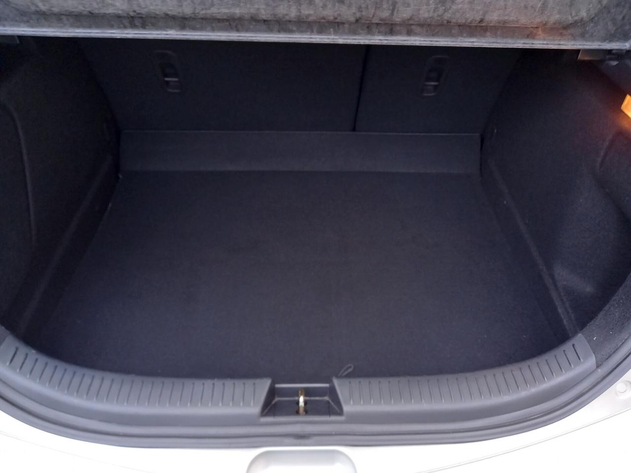 Mazda3 1.6 TD 16V 109CV Hot 77000 km