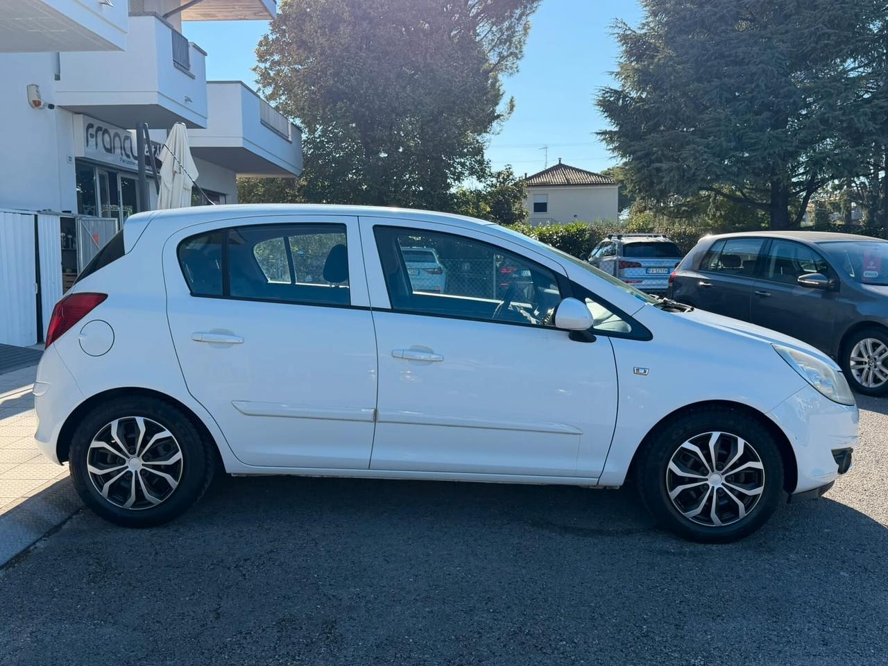 Opel Corsa 1.0 12V 5 porte Enjoy