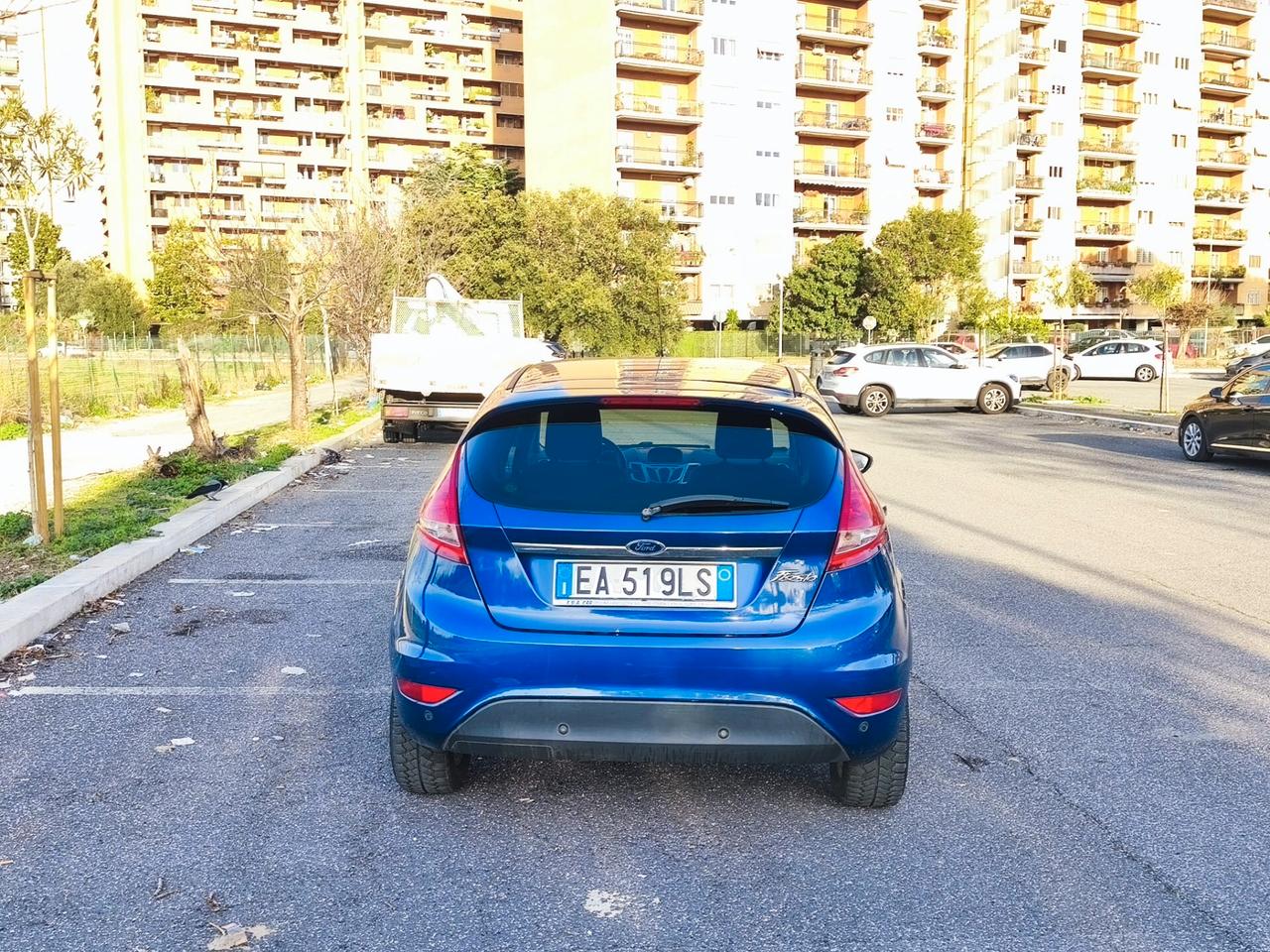 Ford Fiesta 1.4 5 porte Bz.- GPL Titanium