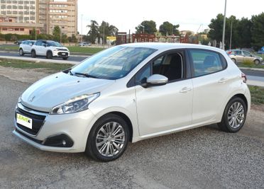Peugeot 208 Allure (M1220)