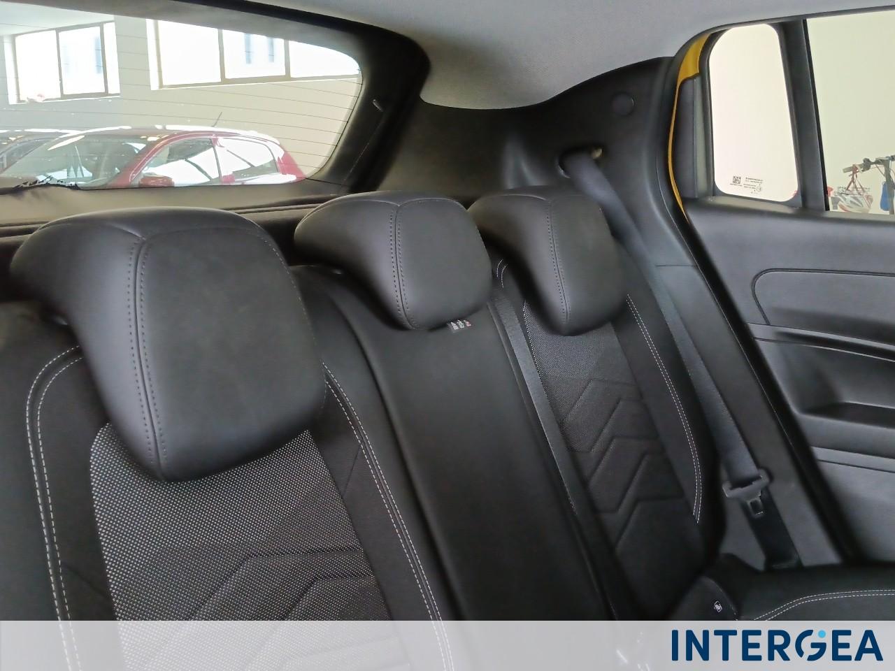 JEEP Avenger 1.2 turbo e-hybrid mhev Summit fwd 110cv edct6